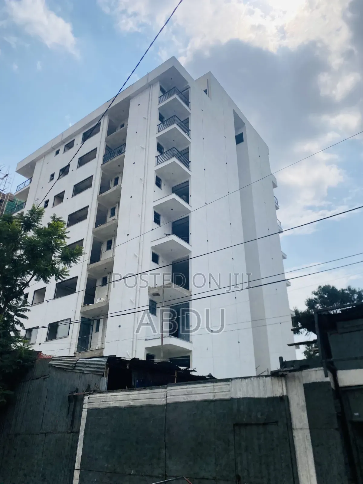 3bdrm Apartment in ሪልስቴት, Nifas Silk-Lafto for sale