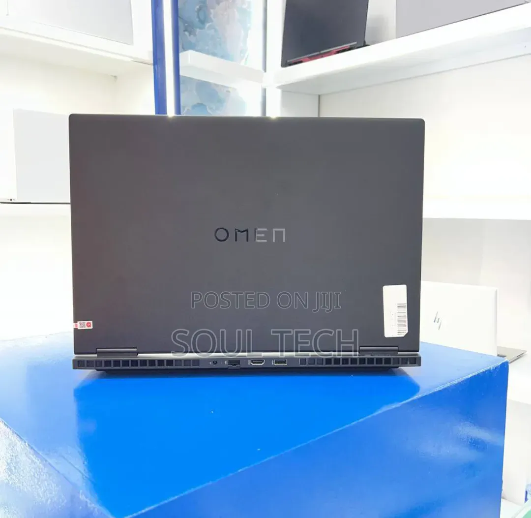 New Laptop HP Omen 16 16GB Intel Core i9 SSD 1T