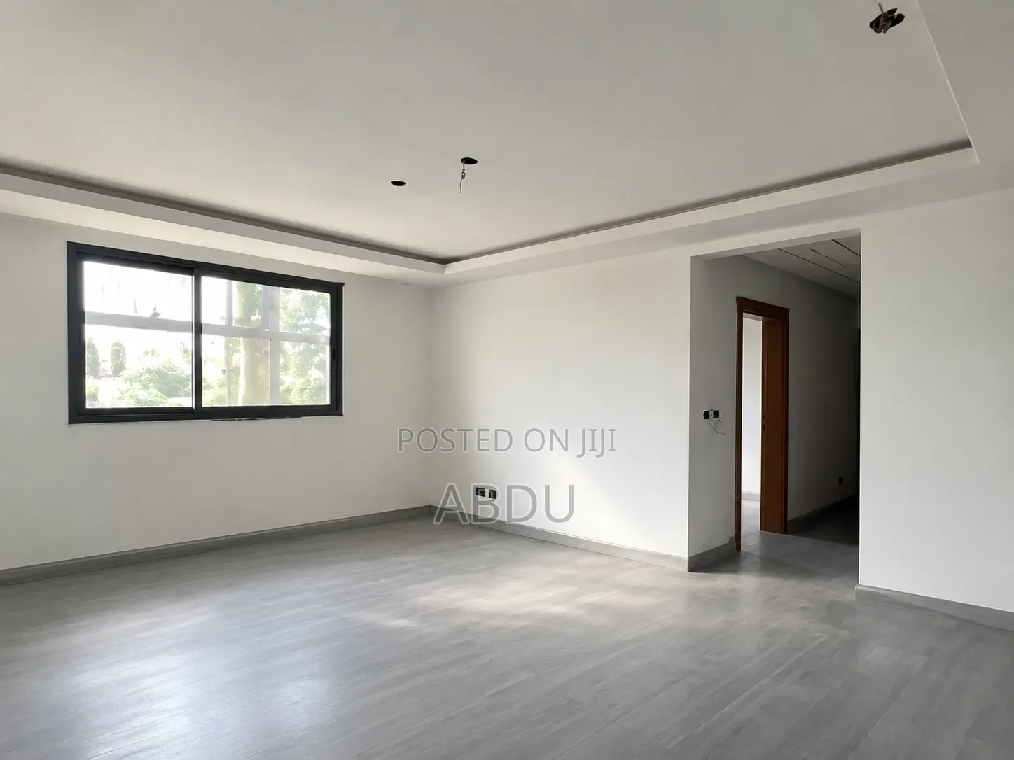 3bdrm Apartment in ሪልስቴት, Nifas Silk-Lafto for sale