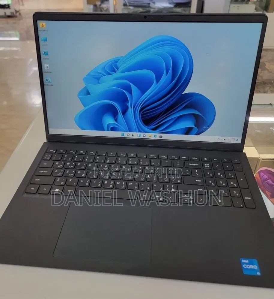 New Laptop Dell Vostro 15 5581 16GB Intel Core i5 SSD 512GB