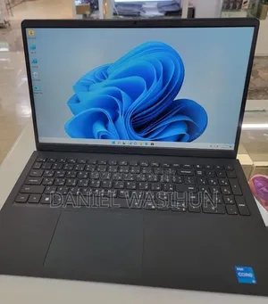 New Laptop Dell Vostro 15 5581 16GB Intel Core i5 SSD 512GB