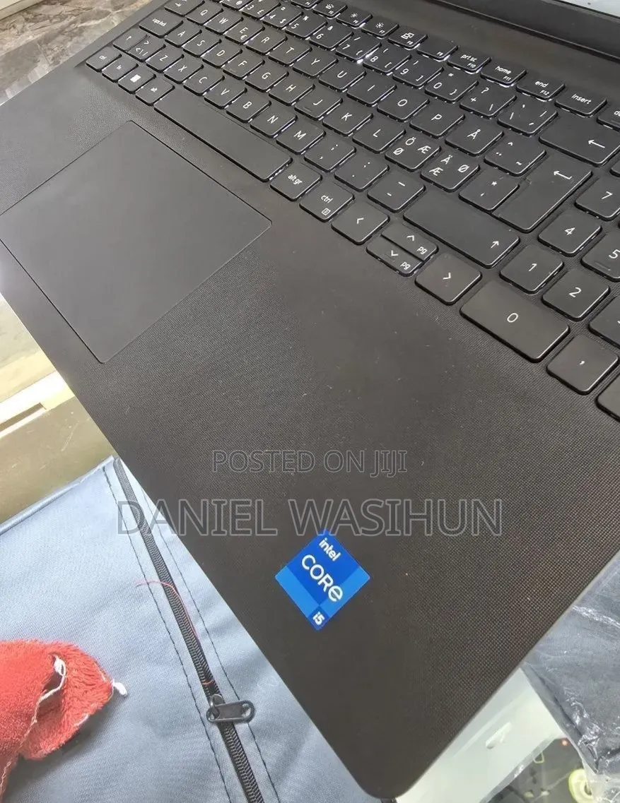 New Laptop Dell Vostro 15 5581 16GB Intel Core i5 SSD 512GB