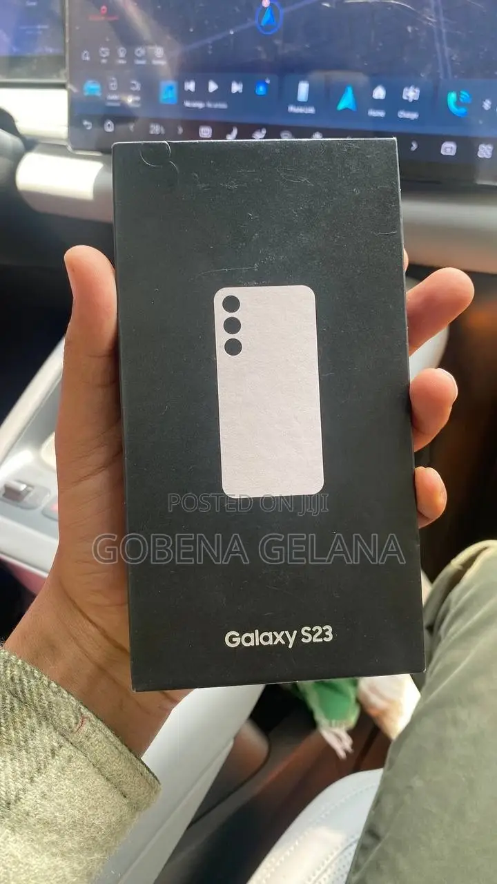 New Samsung Galaxy S23 128 GB White