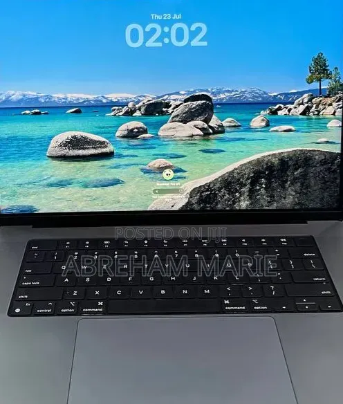 New Laptop Apple MacBook Pro 2021 M1 32GB Apple M1 Pro SSD 512GB