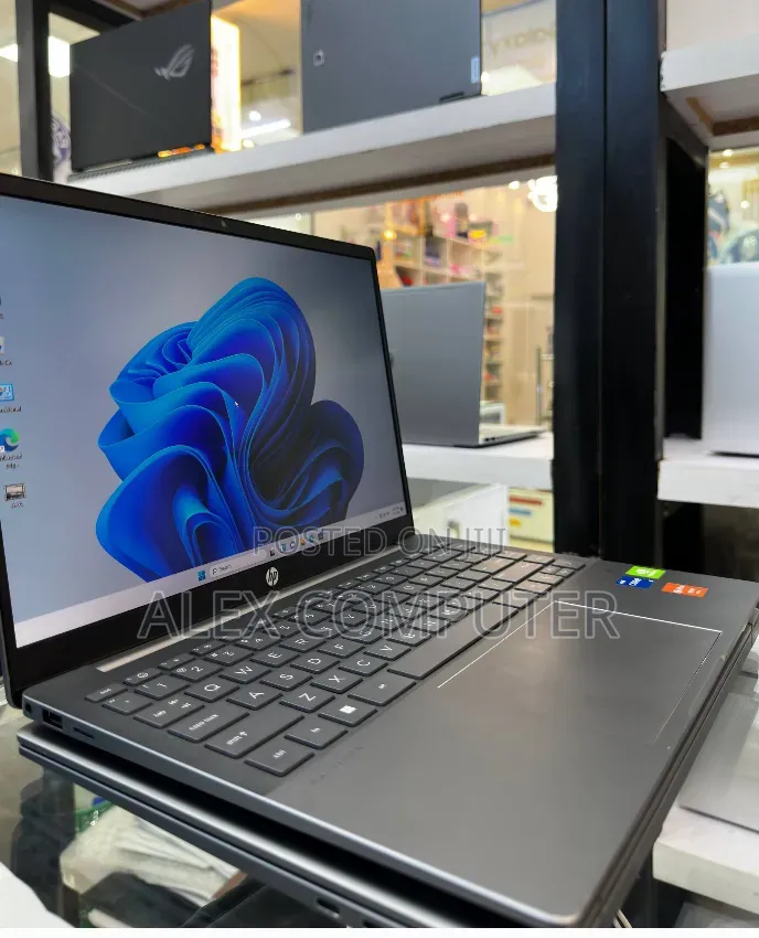 New Laptop HP Pavilion 14 16GB Intel Core i5 SSD 512GB