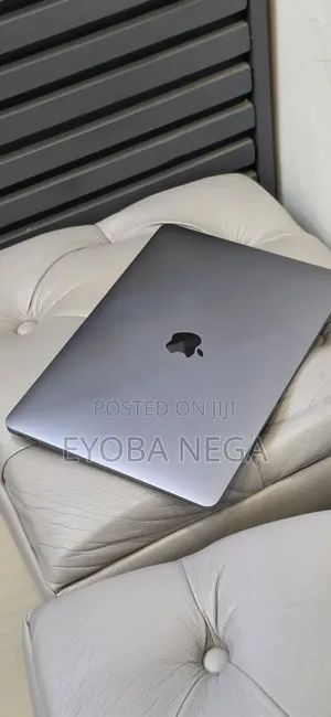 New Laptop Apple MacBook Air 2020 M1 16GB Apple M1 SSD 512GB