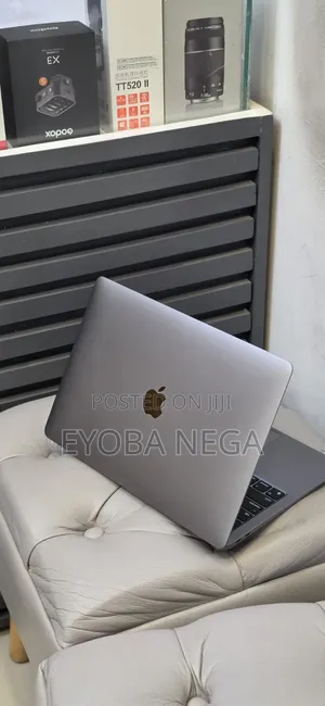 New Laptop Apple MacBook Air 2020 M1 16GB Apple M1 SSD 512GB