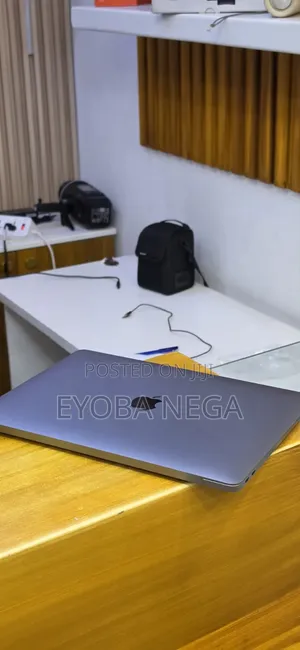 New Laptop Apple MacBook Air 2020 M1 16GB Apple M1 SSD 512GB