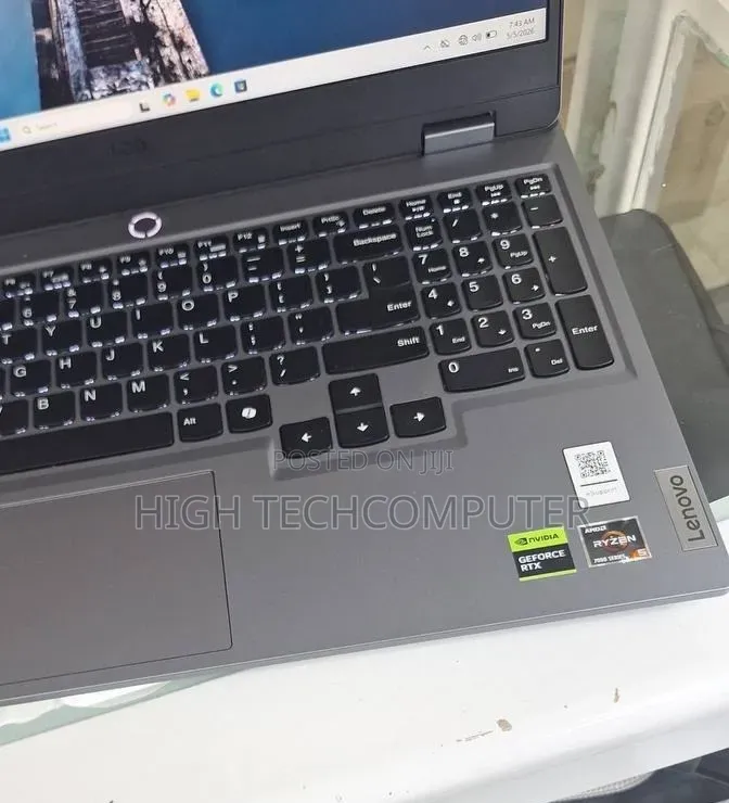New Laptop Lenovo LOQ 15IRH8 16GB AMD Ryzen 7 SSD 512GB