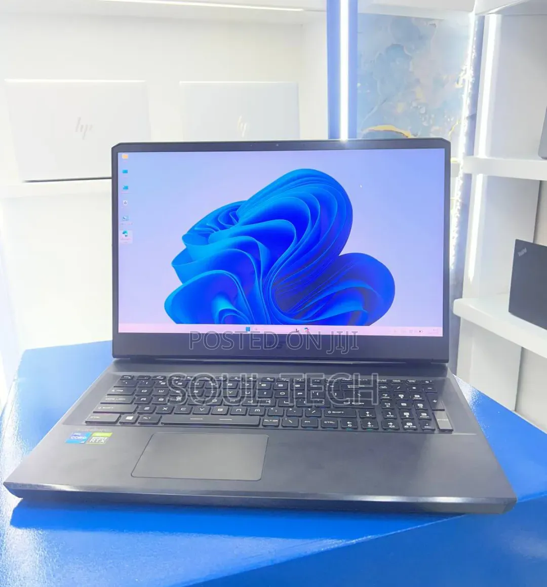 New Laptop MSI GP75 Leopard 16GB Intel Core i7 SSD 1T