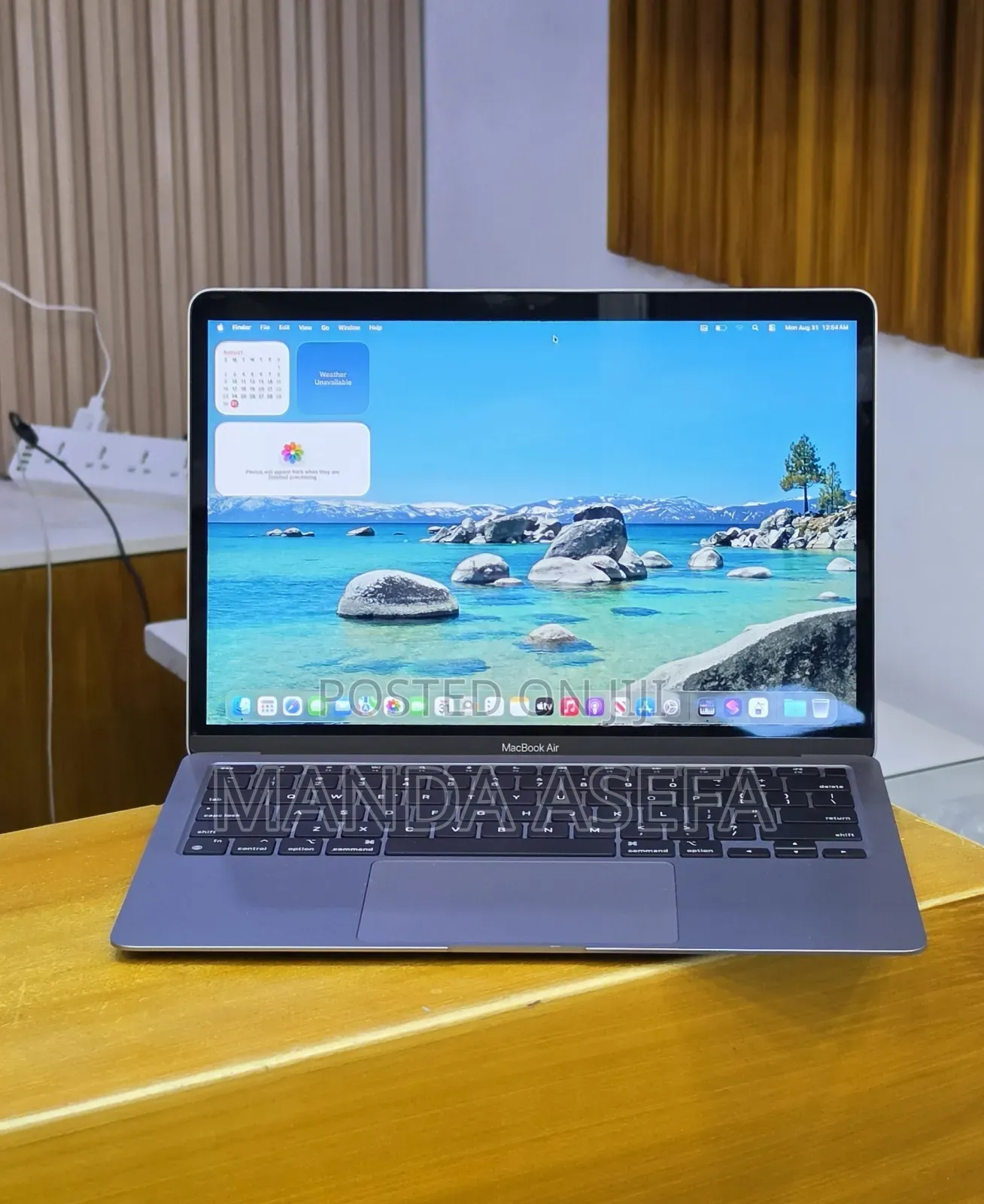 New Laptop Apple MacBook Air 2020 M1 16GB Apple M1 SSD 512GB