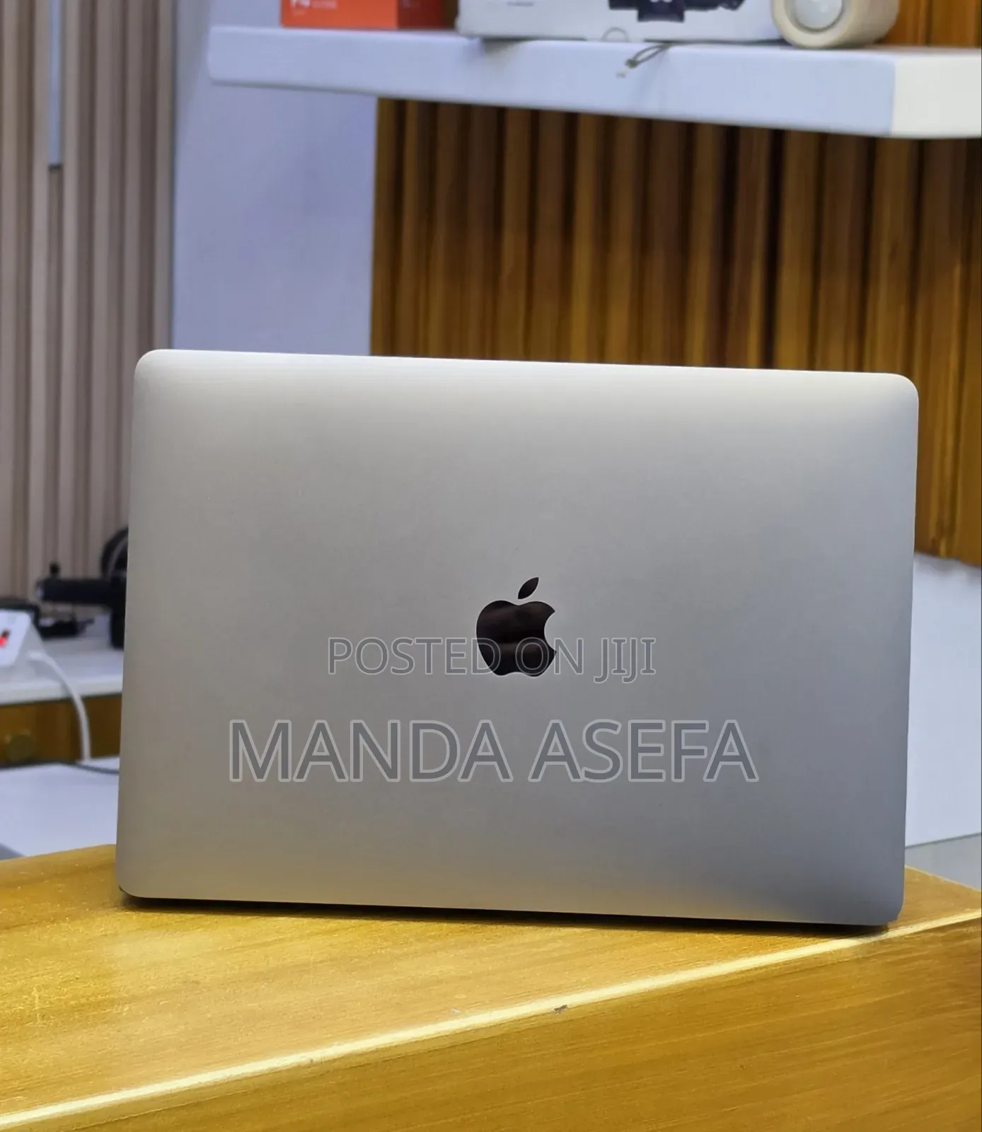 New Laptop Apple MacBook Air 2020 M1 16GB Apple M1 SSD 512GB