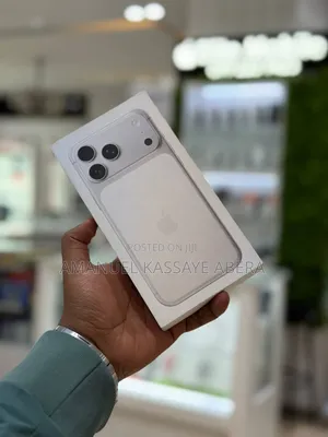 New Apple iPhone 17 Pro Max 256 GB Silver