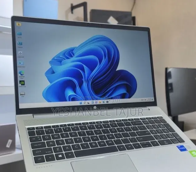 New Laptop HP ProBook 440 G8 16GB Intel Core i7 SSD 512GB