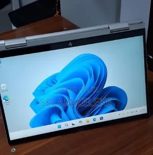 New Laptop HP Envy x360 8GB Intel Core i5 SSD 512GB