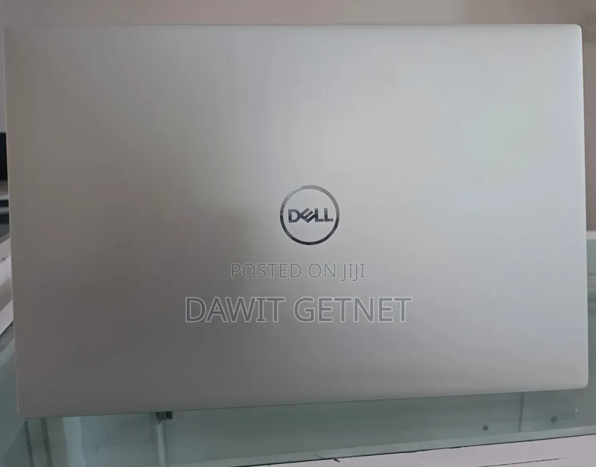 New Laptop Dell XPS 15 32GB Intel Core i7 SSD 512GB