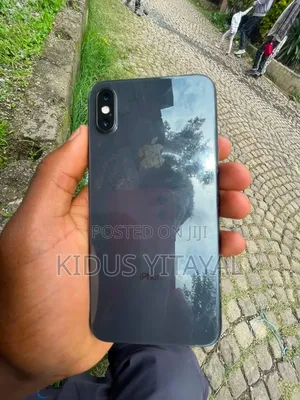 Apple iPhone XS 64 GB Black