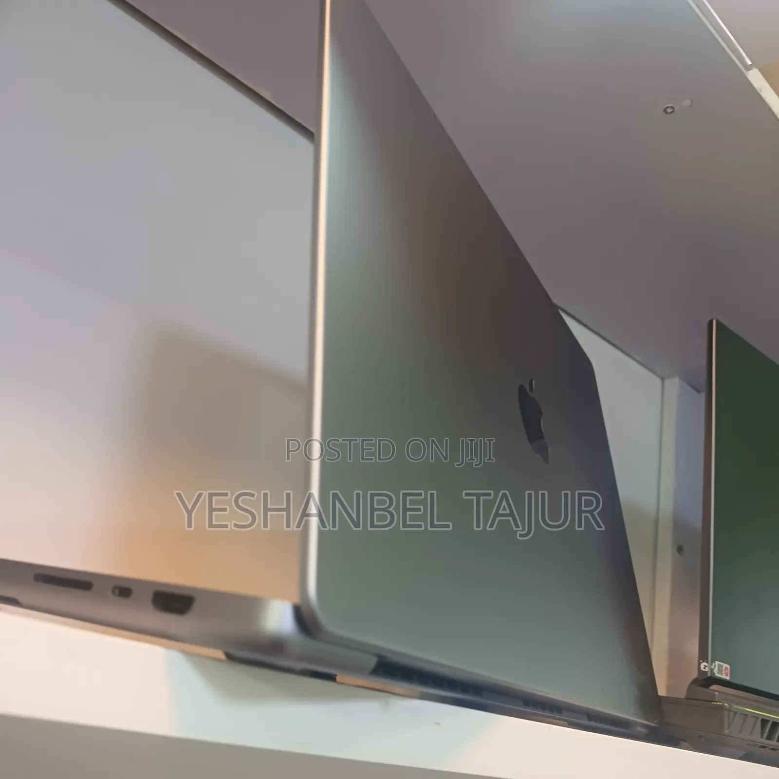New Laptop Apple MacBook Pro 2021 M1 Max 32GB Apple M1 Max SSD 1T