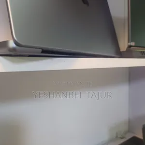 New Laptop Apple MacBook Pro 2021 M1 Max 32GB Apple M1 Max SSD 1T
