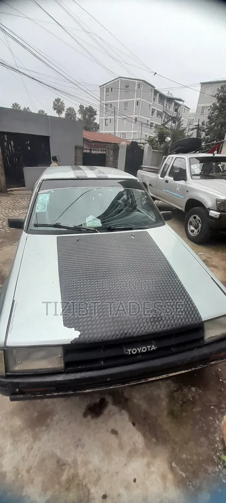 Toyota Corolla 1986 Silver