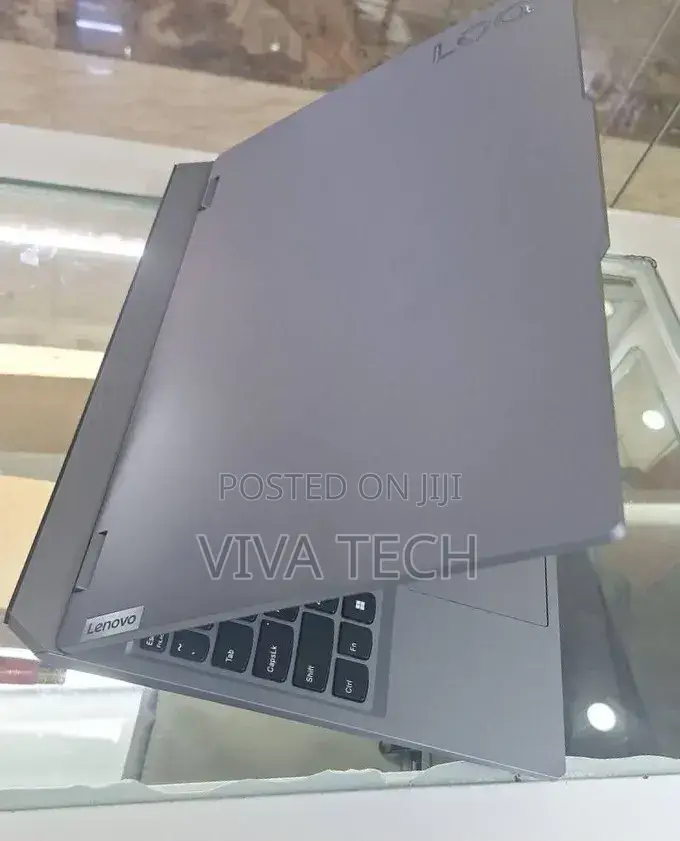 New Laptop Lenovo LOQ 15AHP10 16GB AMD Ryzen 5 SSD 512GB