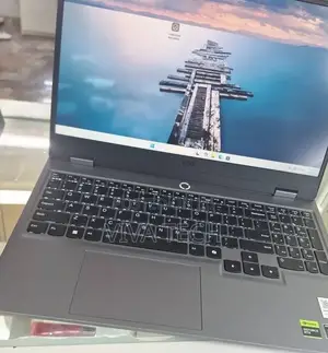 New Laptop Lenovo LOQ 15AHP10 16GB AMD Ryzen 5 SSD 512GB