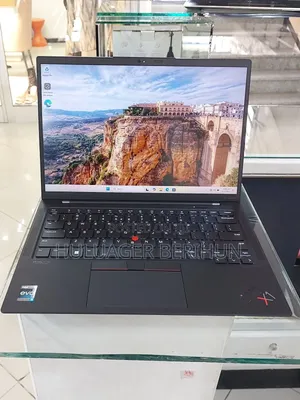 New Laptop Lenovo ThinkPad X1 Carbon 16GB Intel Core i5 SSD 512GB