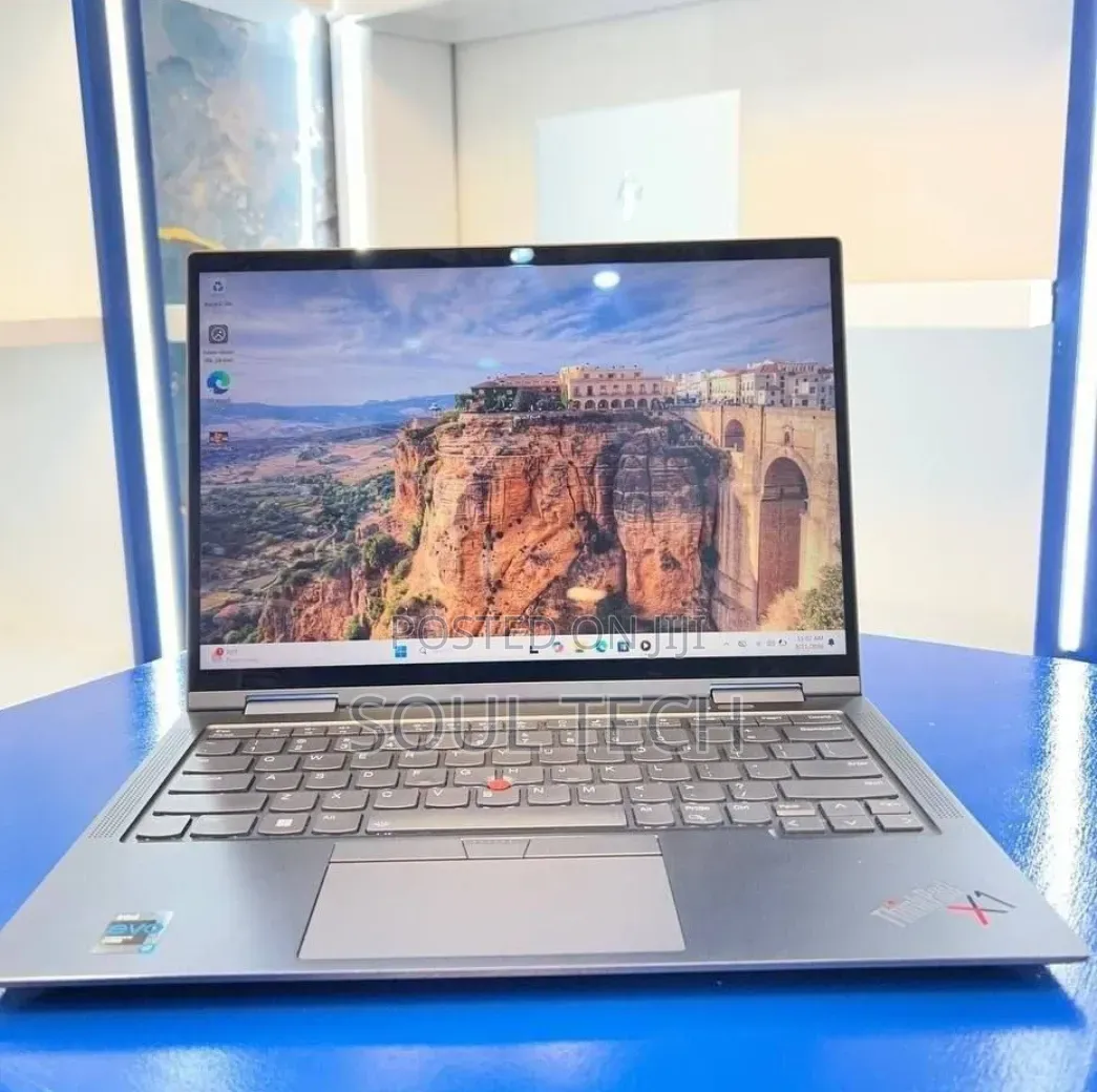 New Laptop Lenovo ThinkPad X1 Yoga 16GB Intel Core i7 SSD 512GB