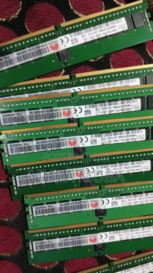 16GB DDR4 Server Memory Stick – SK Hynix 💻