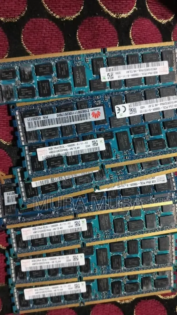 16GB DDR4 Server Memory Stick – SK Hynix 💻