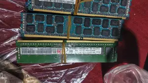 16GB DDR4 Server Memory Stick – SK Hynix 💻
