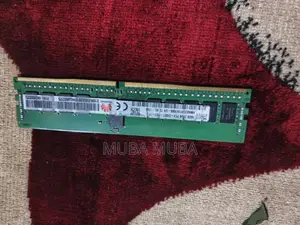 16GB DDR4 Server Memory Stick – SK Hynix 💻