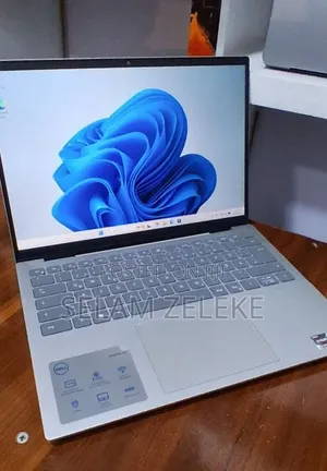 New Laptop Dell Inspiron 14 16GB Intel Core i7 SSD 1T