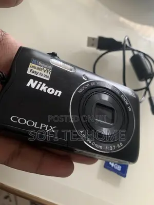 Nikon Coolpix A300