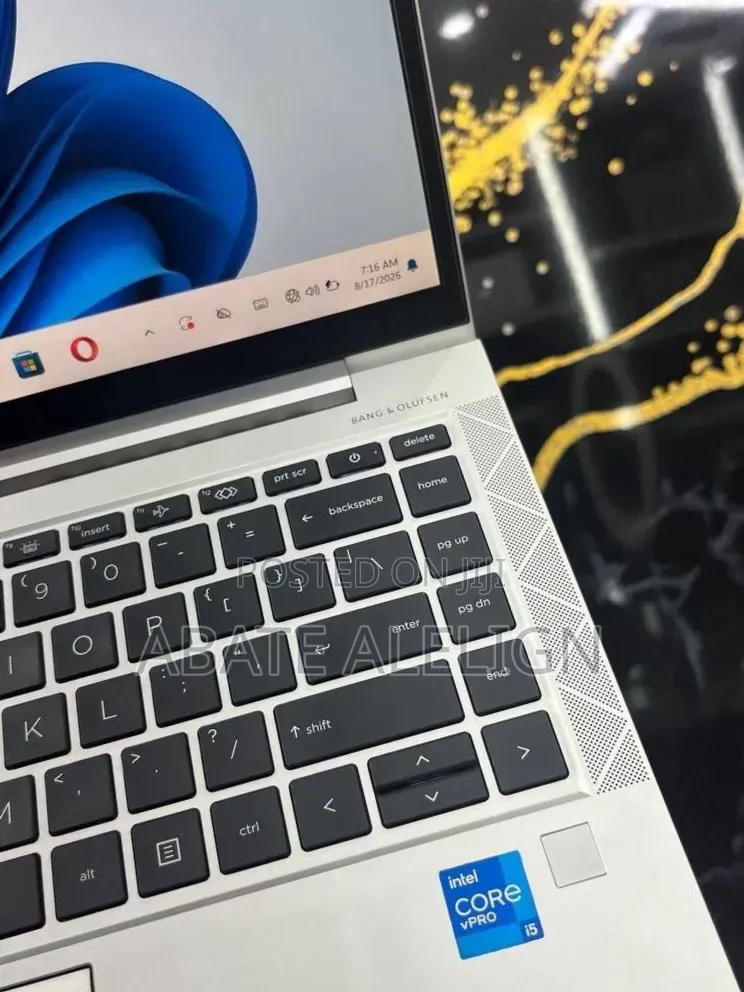 New Laptop HP EliteBook 840 G8 16GB Intel Core i5 SSD 512GB
