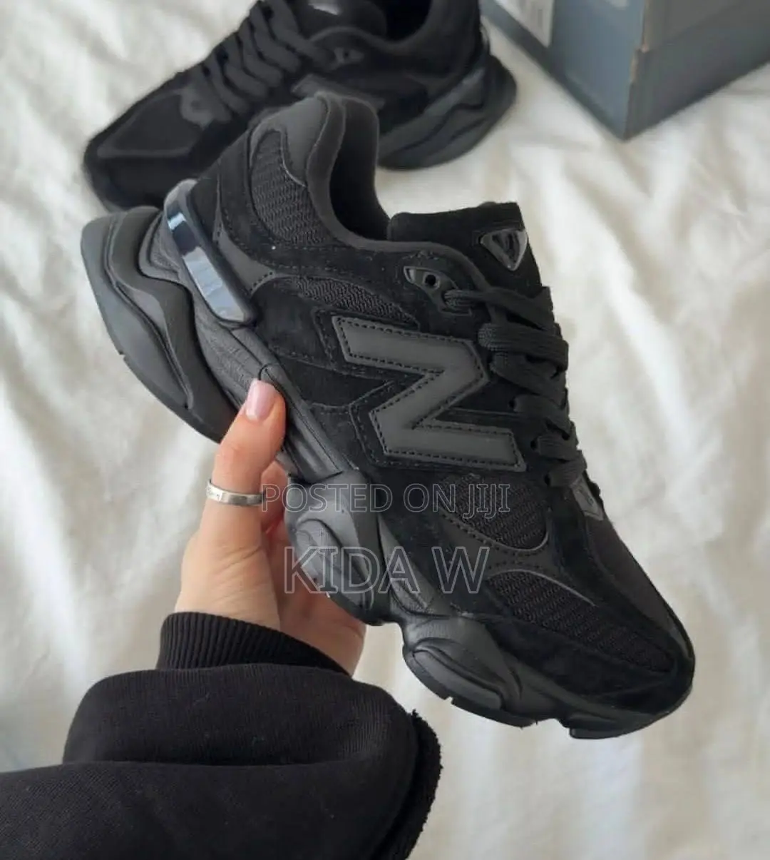 #New Balance 9060 "#Triple Black"