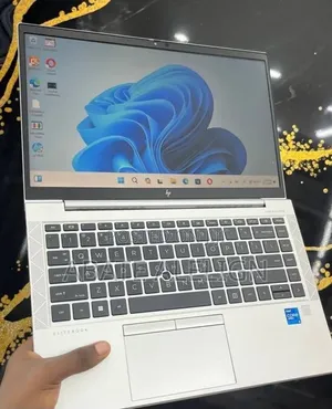 New Laptop HP EliteBook 840 G8 16GB Intel Core i5 SSD 512GB