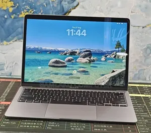 New Laptop Apple MacBook Air 2020 M1 16GB Apple M1 SSD 1T