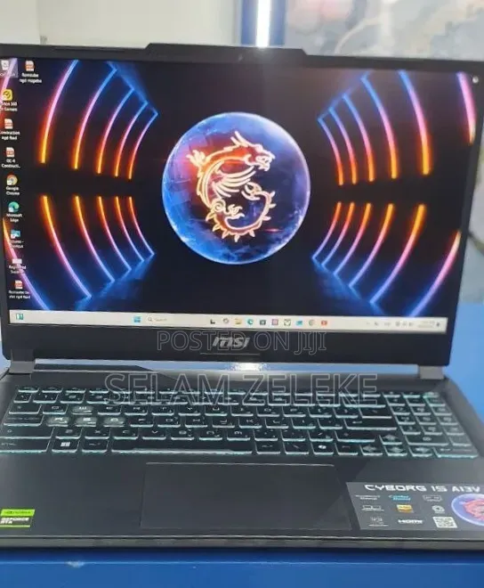 New Laptop MSI Cyborg 15 16GB Intel Core i7 SSD 1T