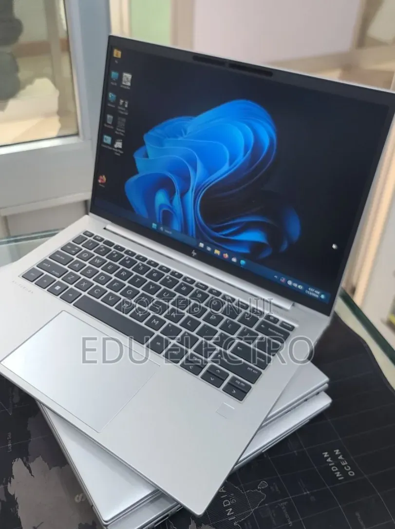 New Laptop HP EliteBook 840 G10 16GB Intel Core i7 SSD 512GB
