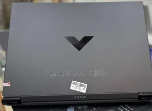 New Laptop HP Victus 15 16GB Intel Core i7 SSD 1T