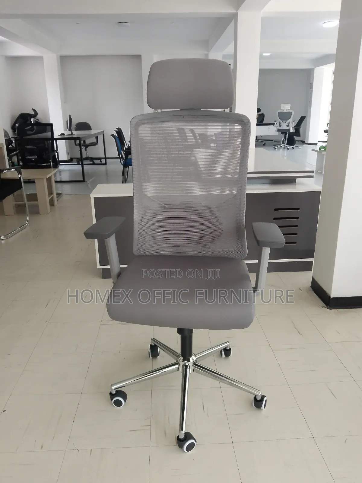 High Back Office Chair -  የቢሮ ፈርኒቸር ወንበር