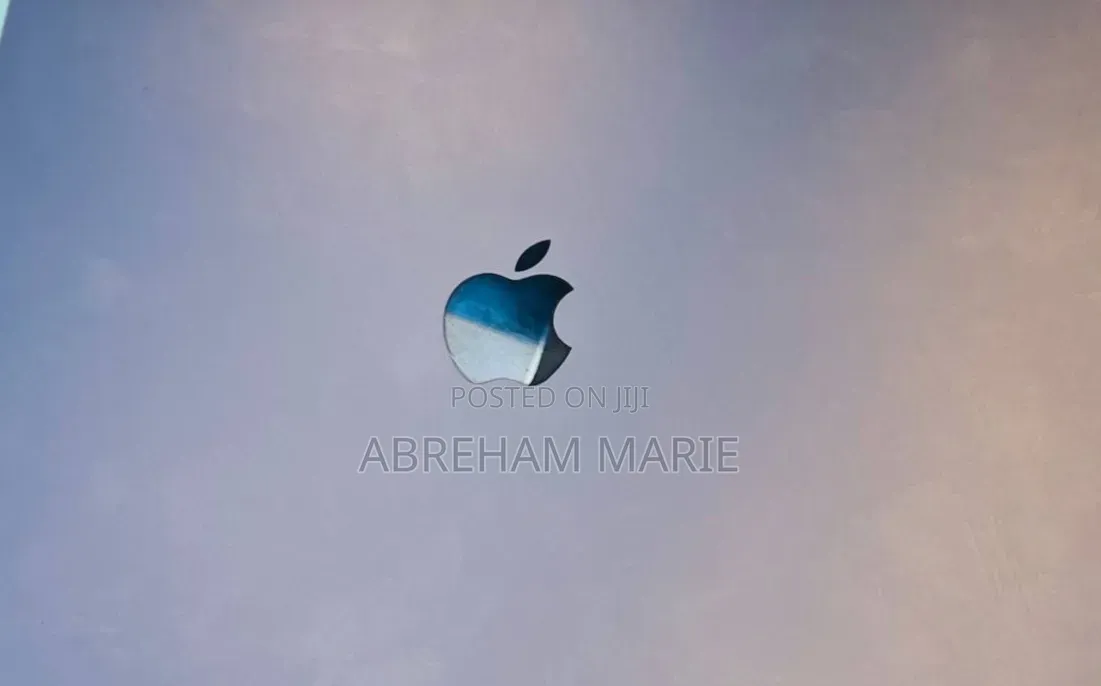 New Laptop Apple MacBook Air 2024 M3 8GB Intel Core i7 SSD 256GB