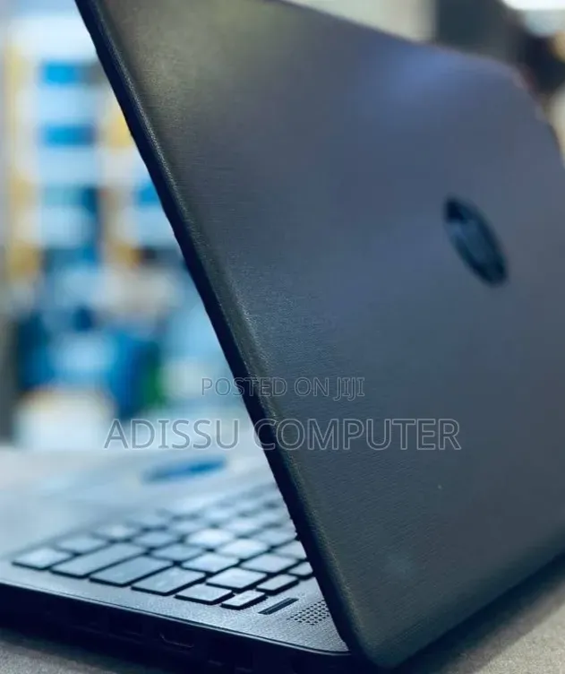 New Laptop HP Stream Notebook 4GB Intel Core i7 SSD 1T