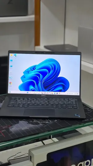 New Laptop Dell Latitude 14 16GB Intel Core i5 SSD 512GB