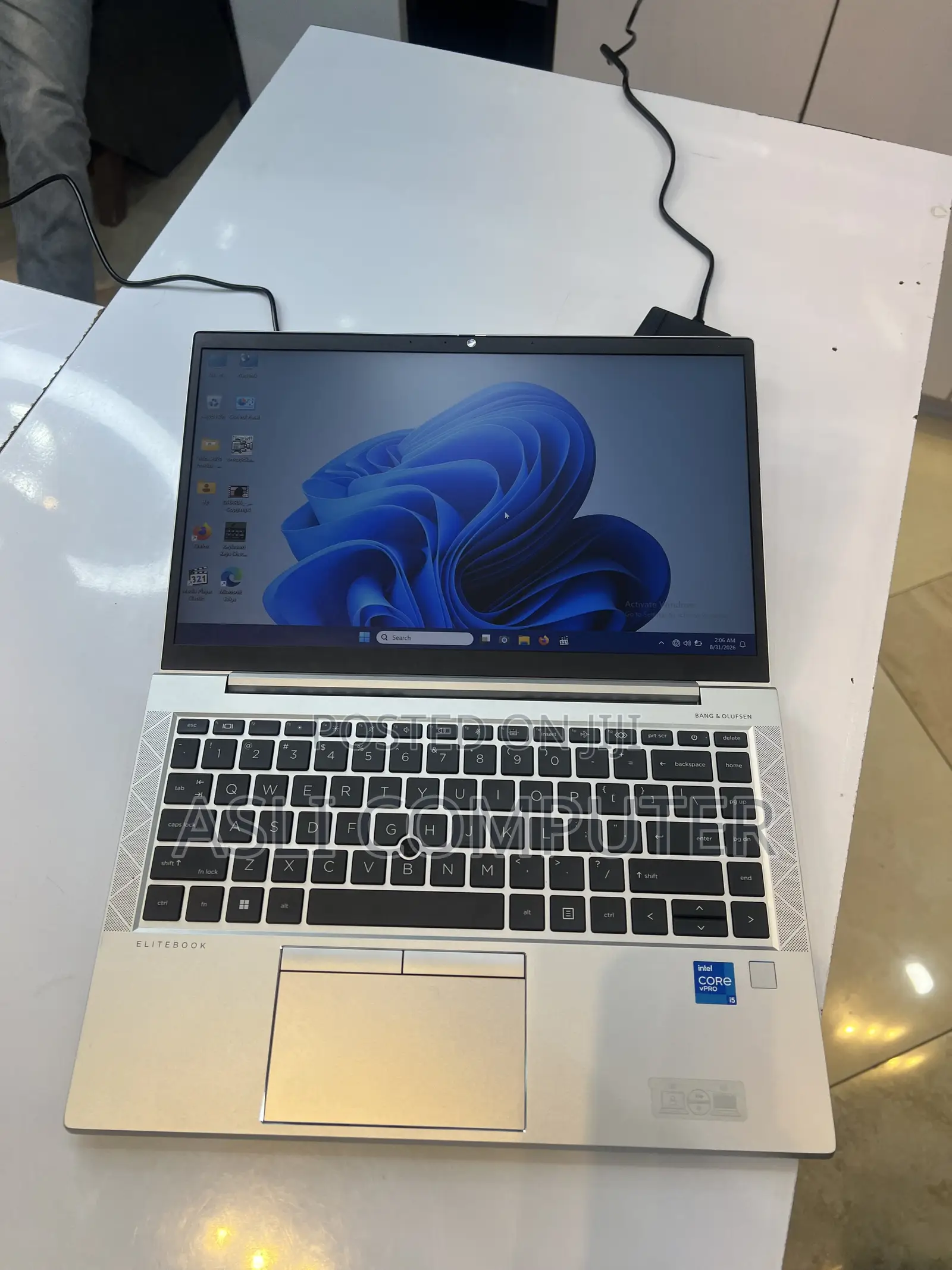 New Laptop HP EliteBook 840 G8 16GB Intel Core i5 SSD 512GB