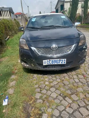 Toyota Yaris 2010 Blue