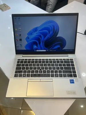 New Laptop HP EliteBook 840 G8 16GB Intel Core i5 SSD 512GB