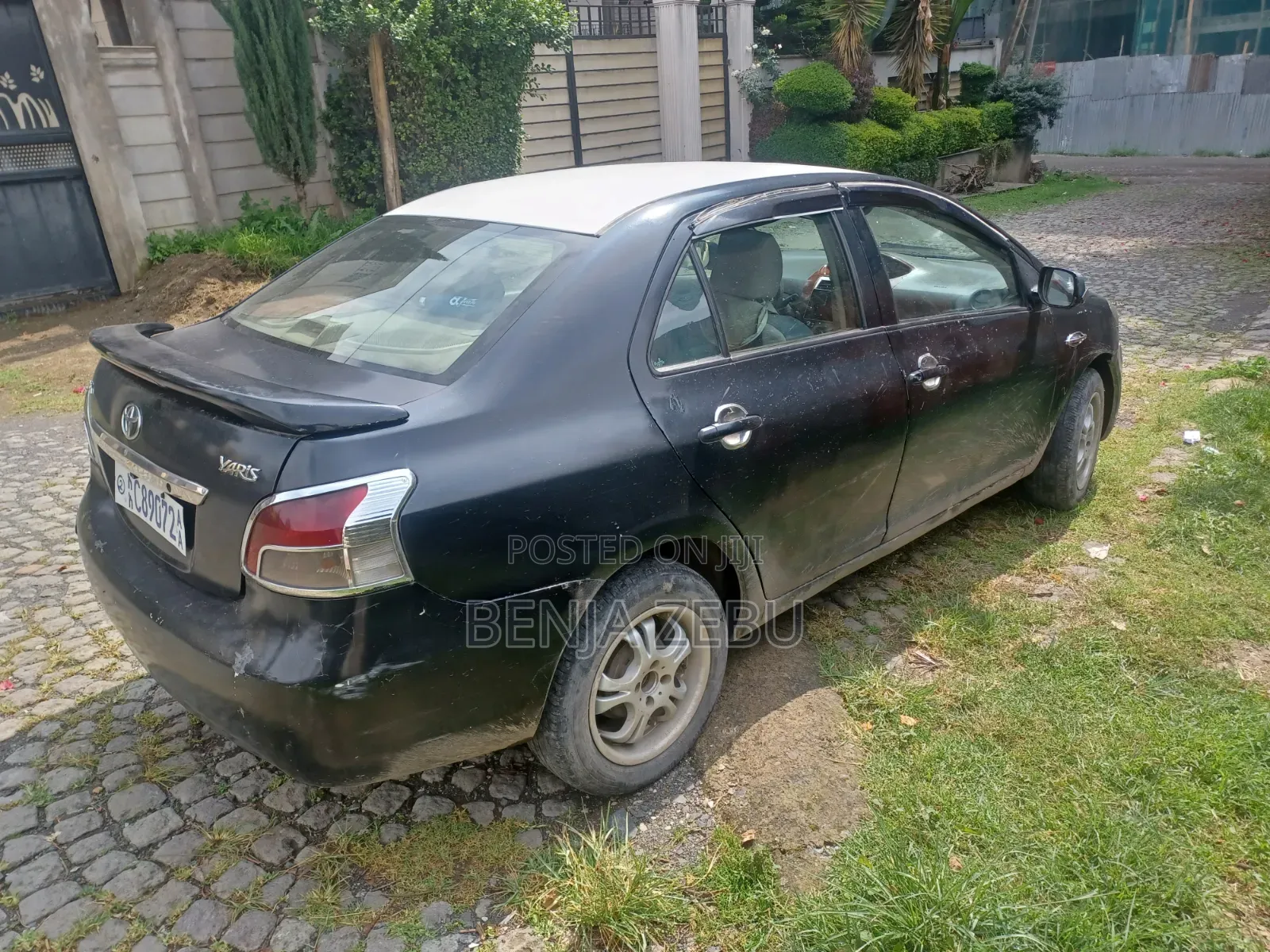 Toyota Yaris 2010 Blue
