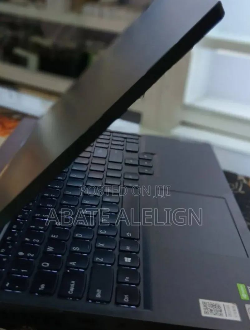 New Laptop Lenovo Y70 16GB Intel Core i7 SSD 512GB